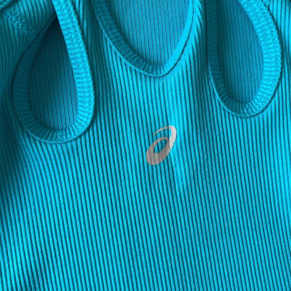 Asics Ribbed Workout Tank - Picture 2 of 5